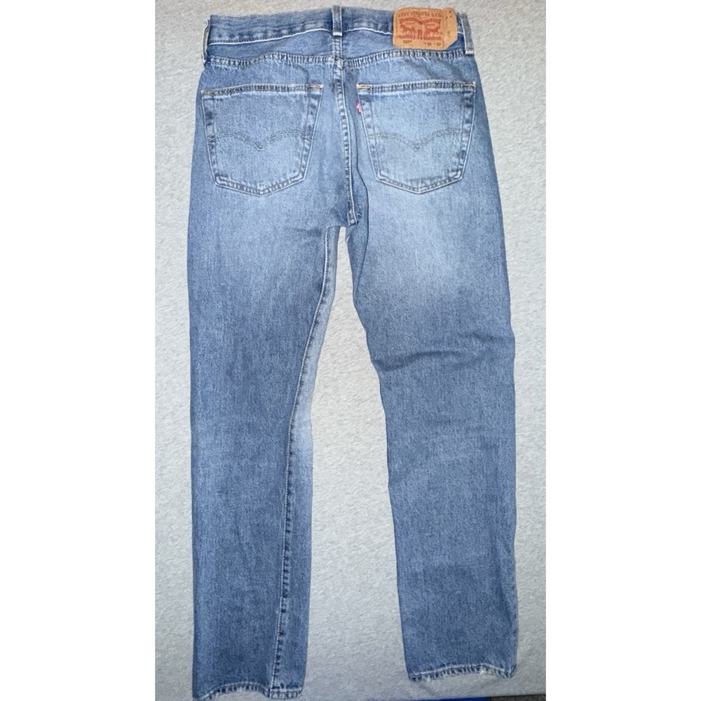 Levi‎ 501 Straight Leg Size 31x32 Distressed Ripped Jeans Medium Wash Button Fly - Picture 6 of 13
